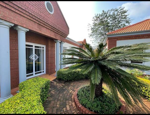 BUSINESS PROPERTY TO RENT IN DIE HOEWES